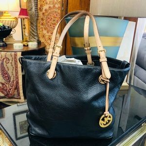 Michael Kors Black & Beige Handbag/ Shoulder bag purse (11 1/2 in x 16 in)